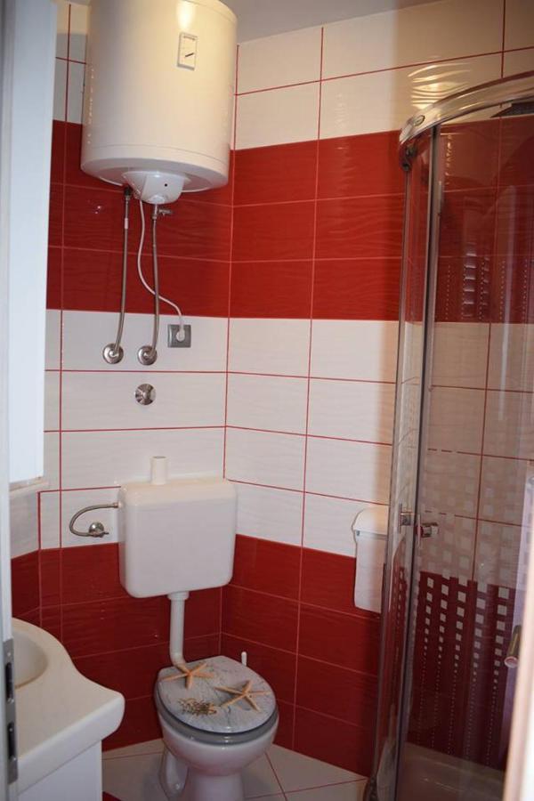 Apartmani Celjak Pag Town Exterior foto